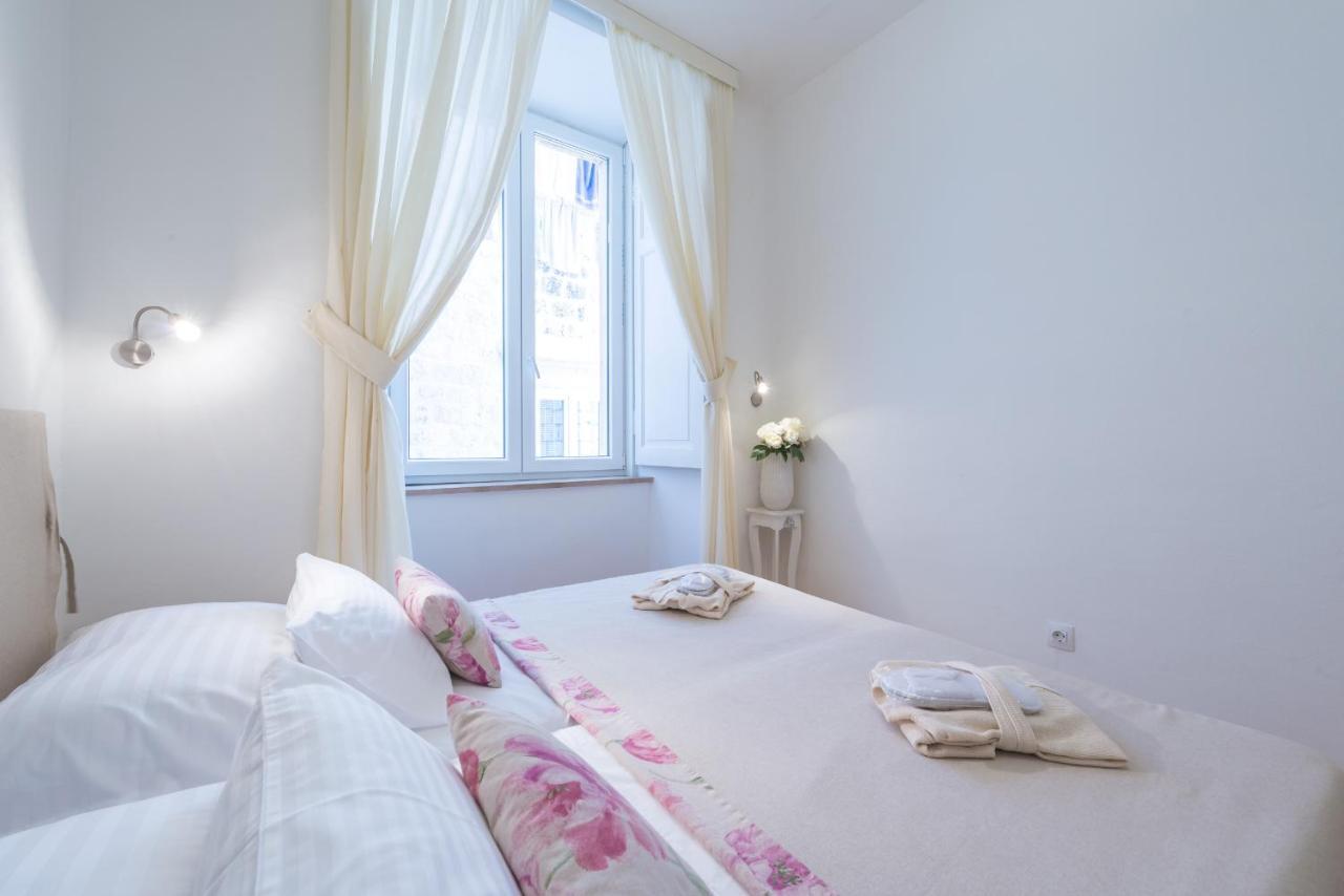 Guest House Flores ดูบรอฟนิก ภายนอก รูปภาพ